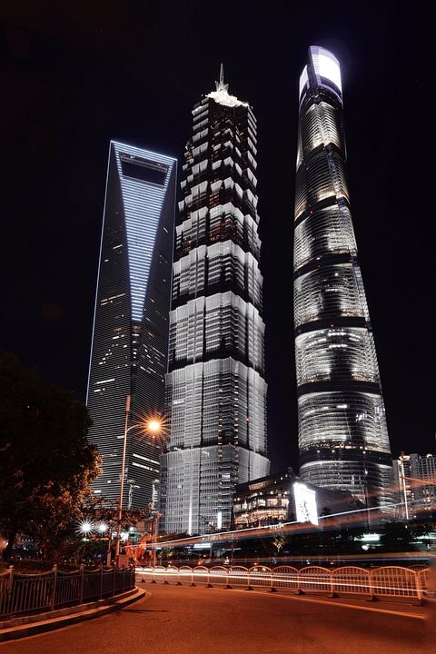 上海 陆家嘴 摩天大楼 结构 夜晚 天际线 中国 科技感 上班