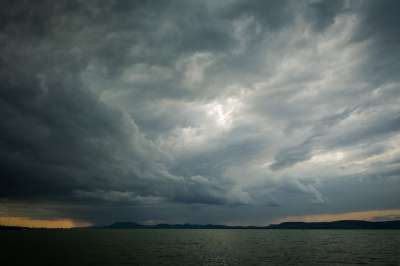 巴拉顿湖 湖 水 景观 夏天 云 匈牙利 心情 暴风云 阴沉
