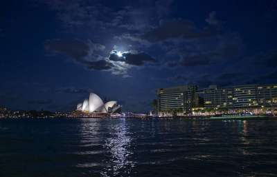 悉尼歌剧院 夜晚 澳大利亚 港口 地标 蓝房子