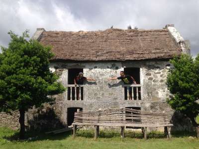 老石屋里的情侣 夫妻 旅行 石屋