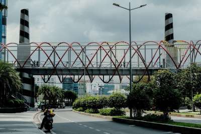 街道 桥 基础设施 结构 现代的 现代建筑 建筑物 路 摩托车