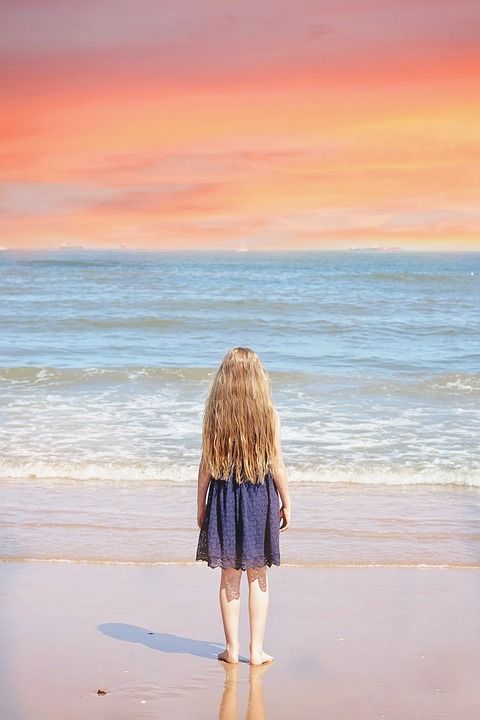 夏天 人体内的水 砂 海 海洋 太阳 滨 性质 户外 假日