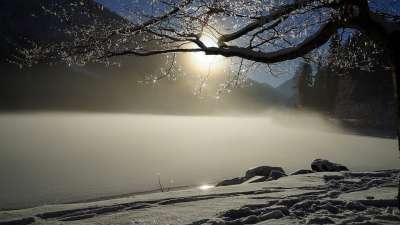 冬天 湖 冰淇淋 寒冷的 雪 景观 多雾路段 冰冻的湖水 冻结