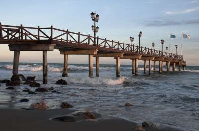 砂石 海 桥 路灯