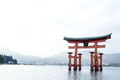 海 海洋 水 波浪 自然 山 看法 拱 地标 严岛的神殿 门