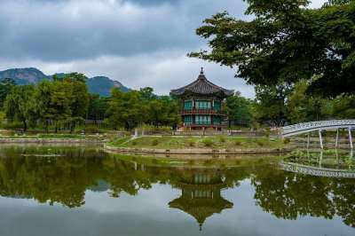 香原亭 池塘 文化遗产 公园 景福宫 汉城 韩国建筑 韩国 宫