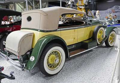 劳斯莱斯 建于 1929 年 开狩猎车 敞篷车 多彩色 绿色黄色