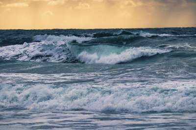 海 波浪 日落 水 海洋 风暴 溅 海景 地平线 自然
