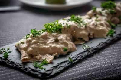 开胃菜 开胃 一顿饭 起动机 小牛肉 金枪鱼 维特洛Tonnato
