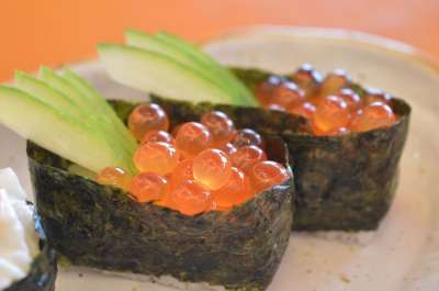 寿司 日本人 食物 蛋鱼 日本食品 美食家 美味的 盘子 吃