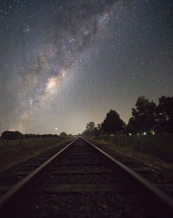 夜空 银河 火车道 铁路 星星 星空 星夜 夜深人静的时候