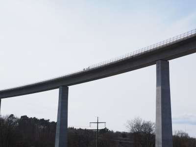 桥 高的 建造 路 桥接 桥墩 建筑学 峡谷 汽车 自动大街