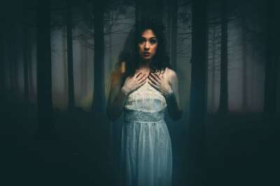 女士 幻想 森林 可怕的 夜晚 梦 恶梦 编辑使用
