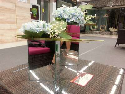 家居饰品 软装 花艺 店 家具 销售 桌 Glasss 人造的