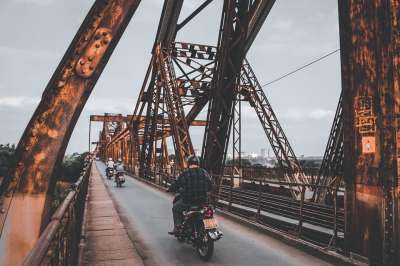 桥 旅行 旅游 街道 城市 城市的 Longbien 目的地