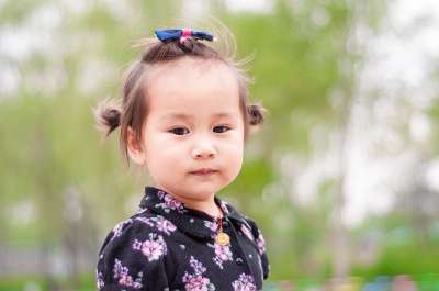 草地 欢乐 宝宝 亚洲 户外 肖像 面对 儿童 女孩 可爱