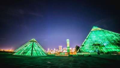 结构 建造 城市 城市景观 黑暗的 市中心 黄昏 晚上 玻璃