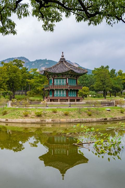 香原亭 池塘 文化遗产 公园 景福宫 汉城 韩国建筑 韩国 宫