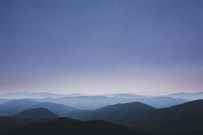 山 丘陵 地平线 自然 全景 天空 最小 山 山 山 山