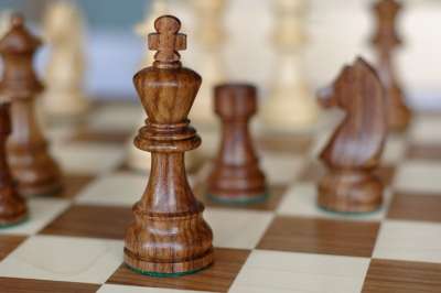 棋 棋盘 木板 王 棋子 国际象棋的游戏 游戏