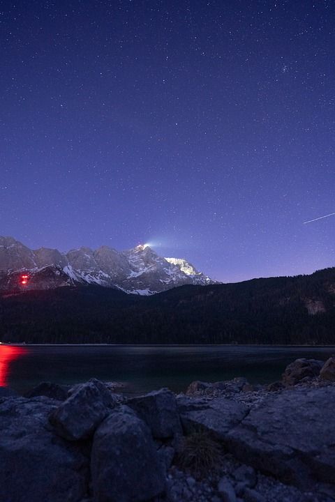 银河系 星星 星空 4K 壁纸 背景 山 自然 景观