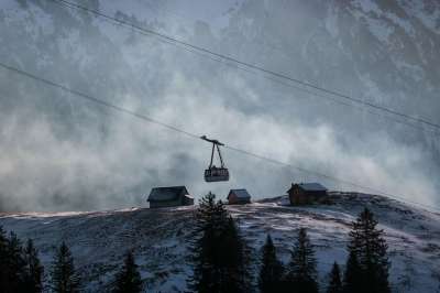 瑞士 雪 山 阿尔卑斯山 缆车 冬季 滑雪 景观 云 自然