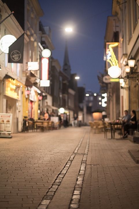 街道 场景 光 城市 城市的 夜晚 夜生活 在晚上的城市 酒吧