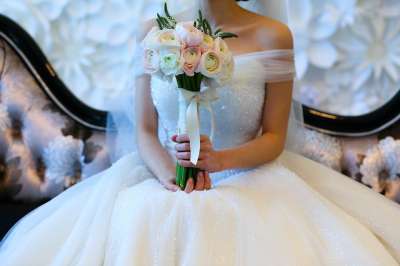 婚姻 花束 幸福 裙子 婚纱 花 春天 牧师 婚纱 婚纱