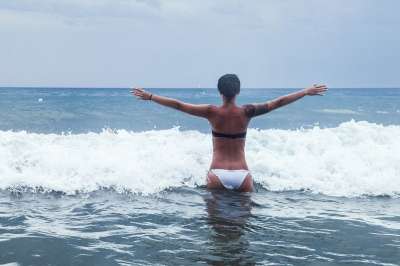 女士 海洋 自由 女孩 海 孤 孤独 纹身 水 海浪