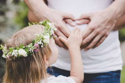 婴儿 爱 家庭 孩子们 母亲 父母 父亲 幸福 孩子 新生儿