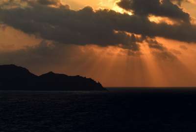 海 天空 户外 日出 日落 地平线 云 暮 海景 太阳 阳光