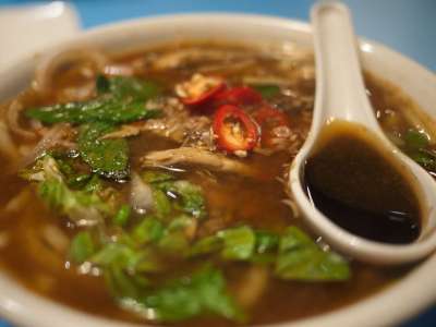槟城 叻沙 虾酱 薄荷叶 辣椒 食物 碗 汤 盘子 亚洲人