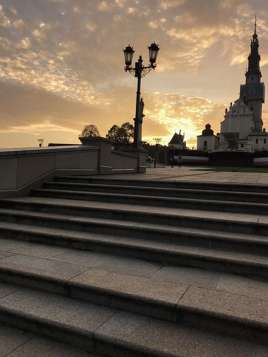 琴 波兰 秋季 漫步 天空 城市 景点 公园 自然 秋天的颜色