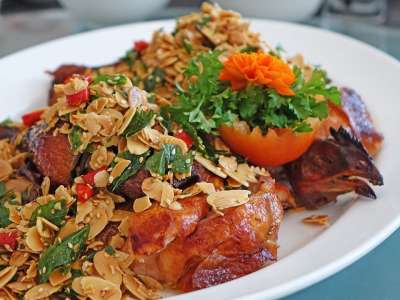 鸡 烤 肉 食物 餐厅 家禽 美食 盘子 煮熟的