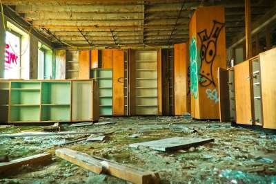 丢失的地方 工厂 老的 弃 工业建筑 已到期 建造 废墟 老厂