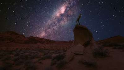 银河系 夜拍 火之谷 内华达 男人 玩杂耍 星空 星星 夜空