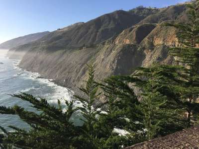 大海的 波 往山上 纸浆