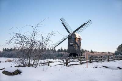 赫赫尔·赫德 风车 冬天 博物馆 建造 栅栏 雪 下雪的