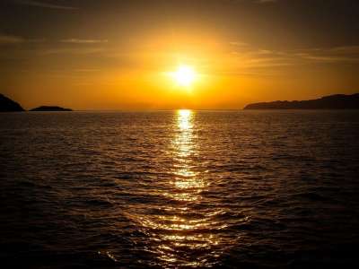 日落 太阳 海 晚上的气氛 落山的太阳 太阳和大海 余辉 黄昏