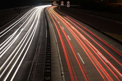 公路 长期接触 汽车 夜晚 头灯 示踪剂 路 尾灯 刹车灯 灯