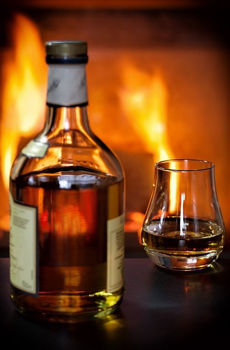 威士忌酒 酒精 玻璃 瓶子 威士忌酒杯 威士忌酒瓶 喝 酒类 火