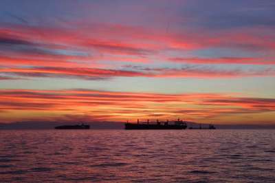 日落 船舶 海 天空 云 阳光 颜色 轮廓 海上 海洋 水