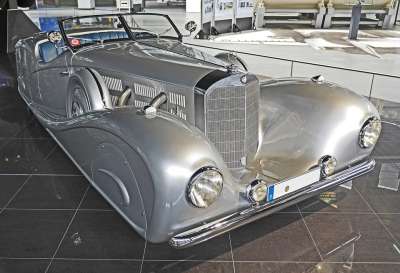 梅赛德斯 500K 其中的一种 定制 空气动力学 古董车 敞篷车