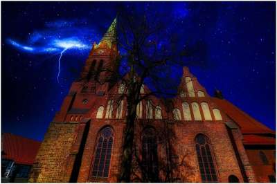 教会 人类发展报告 闪电 黑暗的 前夕 室Nienburg Weser