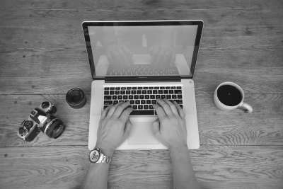 工作 地方 笔记本电脑 笔记本 Macbook 苹果 打字 桌子