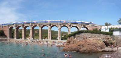 科特迪瓦 D Azur 海滩 地中海 全景 拱桥 火车 法国南部