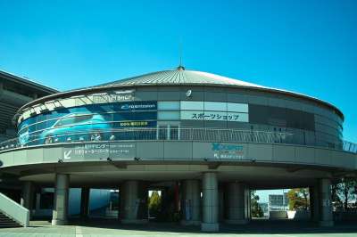 体育场 新横滨 体育用品商店 建造 圆顶
