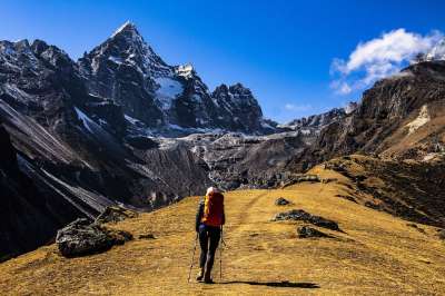 珠穆朗玛峰 山 徒步旅行 尼泊尔 徒步旅行者 远足 背包旅行 冒险