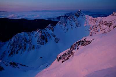 山 雪 顶峰 首脑 雪山 下雪的 雪景 阿尔卑斯山 景观 自然
