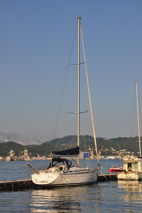 游艇 泊位 反思 港口 意大利 旅游 蔚蓝的大海